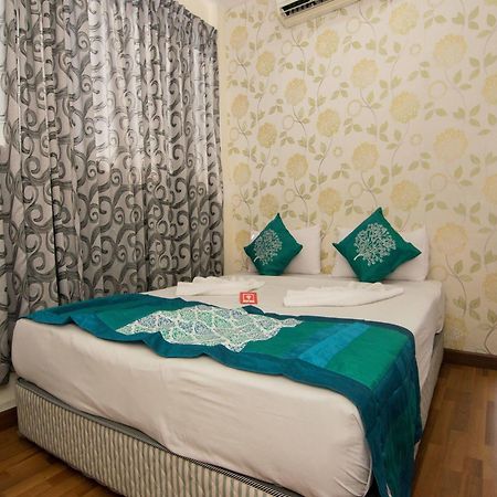 Oyo 103 V'La Garden Hotel Куала-Лумпур Экстерьер фото